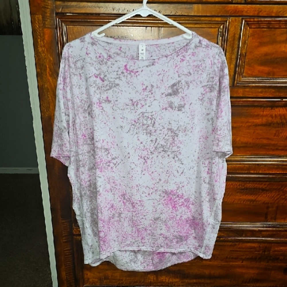 Lululemon Back In Action Short Sleeve Top. Sz 8 Womens. Splatter Tie Dye!